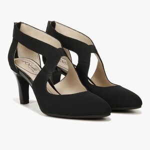 LifeStride Black Giovanna 2 Special Occasions Formal Pointed Toe Heels size 6.5